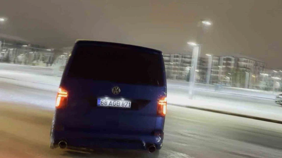 Kar yağdı trafik magandaları ortaya çıktı: Aksaray drift pistine döndü!