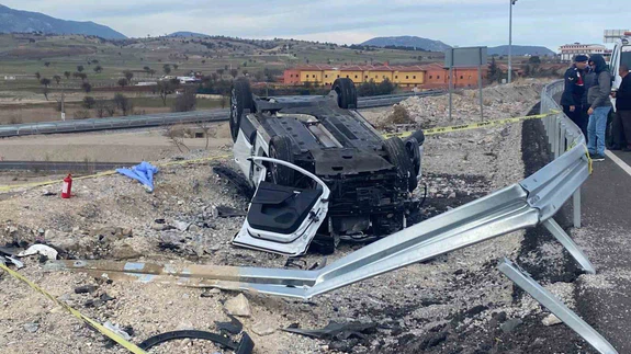 Direksiyon hakimiyetini kaybetti, hayatını yitirdi!