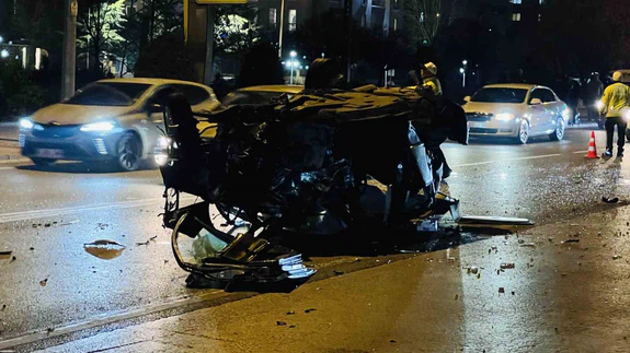 Sürat, refüj, alevler... Konya’da bir can daha trafikte söndü!