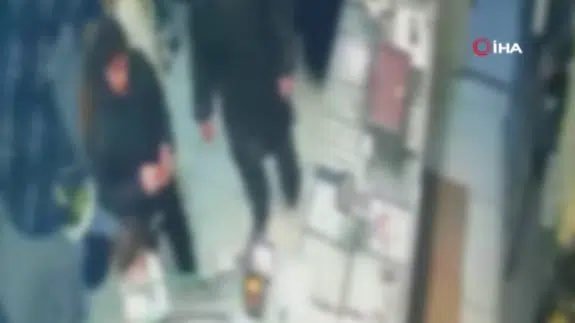 Kadın hırsızlık sandı, asıl şüpheli kocası çıktı! O anlar güvenlik kamerasına yansıdı...