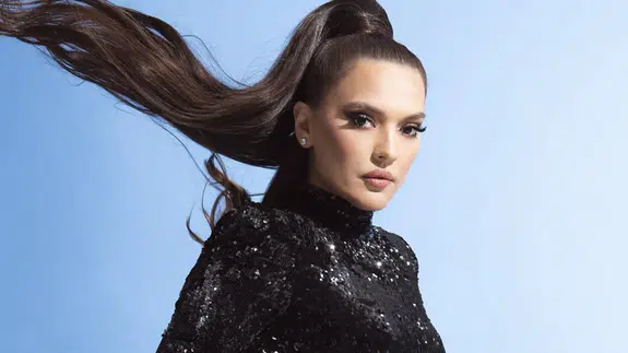 Sahne kazancı ona gitti... Demet Akalın’ın lüks zevki olay oldu!