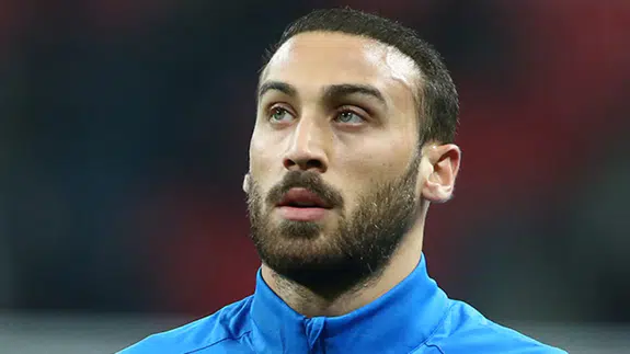 Boşanma iddiası patladı derken… Ünlü futbolcu Cenk Tosun gerçeği açıkladı!