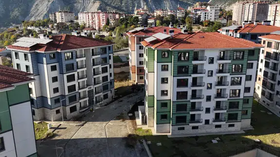 İstanbul’da konut fiyatları tırmanıyor! Bazı semtlerde metrekare fiyatı araba fiyatını geçti