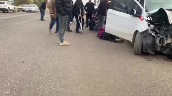 Suruç’ta kafa kafaya çarpışma: Yaralılar hastaneye sevk edildi!