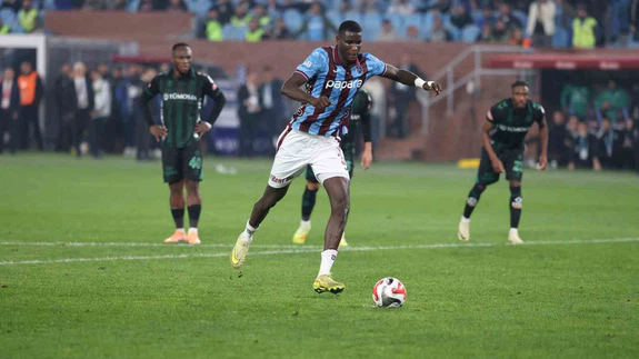 İlk yarı penaltı raporu: Trabzonspor 5’te 5, Talisca 2 kaçırdı, Göztepe sıfır çekti