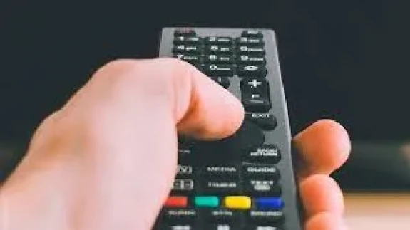 9 Şubat'ta Hangi Dizi ve Programlar Var, Sinema Filmi Yayınlanacak Mı? 9 Şubat 2025 Yayın Akışı