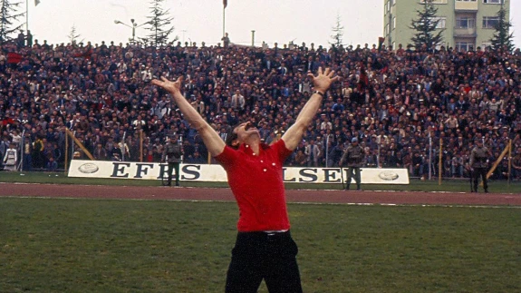 Tribünlerin Orkestra Şefi Yok Artık: Eskişehirspor’un Ruhu Amigo Orhan Hayatını Kaybetti!