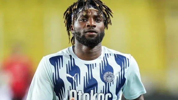 Saint-Maximin Transferinde Son Dakika: İmza Önünde Tek Engel Evraklar!