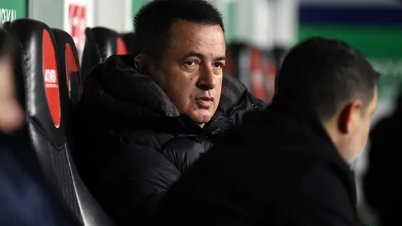 Gerilim Tırmanıyor: Mauro Icardi'nin Provokatif Paylaşımına Acun Ilıcalı'dan Sert Yanıt!