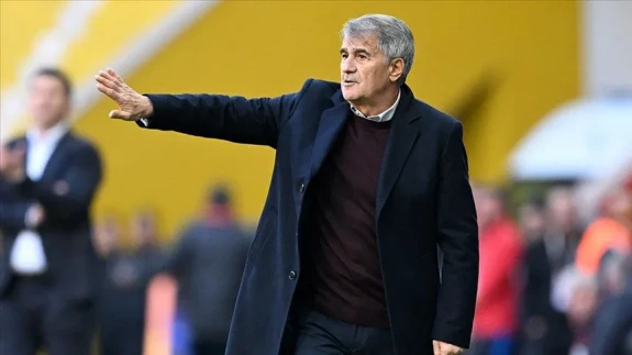 Trabzonspor’da Şok Gelişme: Şenol Güneş Görevi Bırakıyor, Yerine Gelecek İsim Belli Oldu!