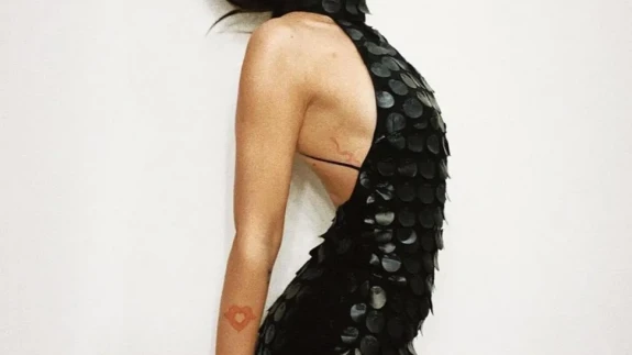 Aybüke Albere’den Olay Yaratacak Dönüş! Yeni Şarkısıyla Kuralları Yıkmaya Geliyor