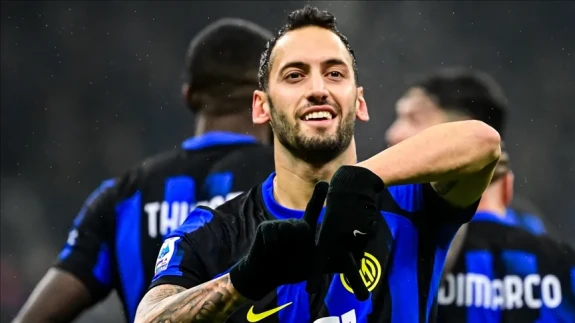 Inter 3 - 2 Monza: Hakan Çalhanoğlu'ndan Harika Gol! Liderden Unutulmaz Geri Dönüş