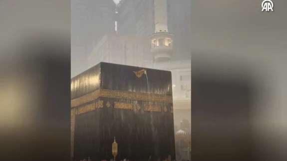 Kutsal Toprakları Sel Aldı: Mekke ve Medine'de Yağışlar Etkili Oluyor