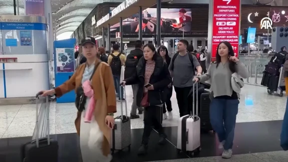 Havalimanlarında Bayram Yoğunluğu Etkisini Göstermeye Başladı