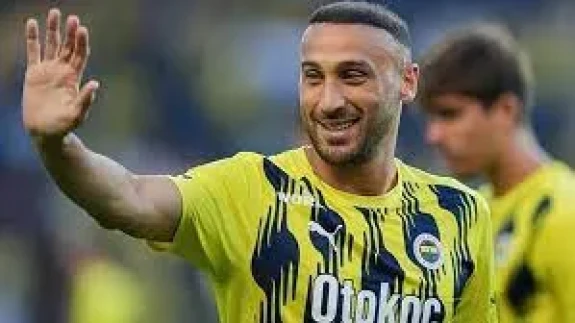 Cenk Tosun Japonya Yolcusu: Kiralık Transferi Gerçekleşti, Takımdan Ne Zaman Ayrılacak?