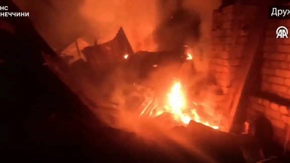 Donetsk Bölgesi’ne Düzenlenen Hava Saldırısı Yangına Neden Oldu