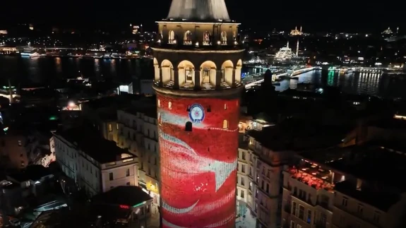 Türk Polis Teşkilatı'nın 180. Kuruluş Yılına Özel Galata Kulesi'nde Işıklı Gösterim Yapıldı