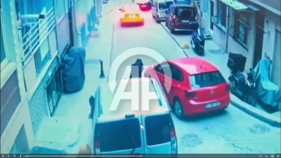 Beyoğlu'nda Taksiye Kurşun Yağdıran Zanlı Yakalandı