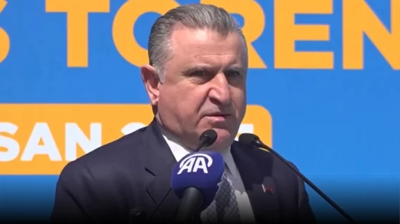 Osman Aşkın Bak Zeytinburnu Spor Merkezi'nin Açılışına Katıldı