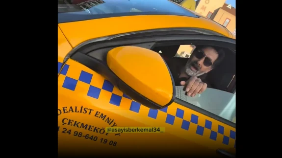 Otomobile Hafif Hasar Veren Ticari Taksici Tutanak Tutulmaması İçin Olay Yerinden Kaçtı