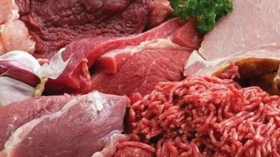 Şarbon alarmı: Uzmanlar çiğ ve az pişmiş et tüketmemek için uyarıyor!