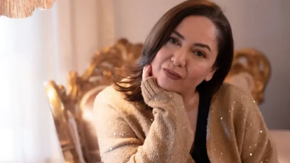 Sibel Taşçıoğlu’na Şok! Kızılcık Şerbeti Kutlamasında Pembe Unutuldu mu?