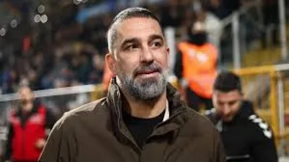 Arda Turan: Eyüpspor'da Çok Mutluyum, Sezon Sonunda Durumu Değerlendireceğiz