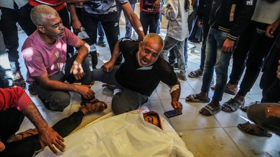 Gazze'de Yeni Katliam: İsrail Ordusu Sivilleri Hedef Aldı, 33'ü Çocuk ve Kadın En Az 50 Şehit