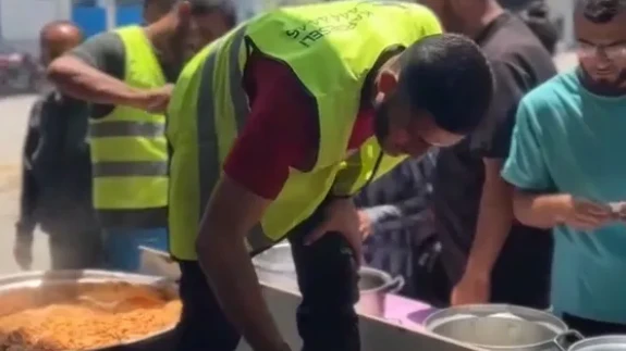 Gazze’de İyilik Kazanları Kaynıyor: Türkiye'den Umut Sofraları