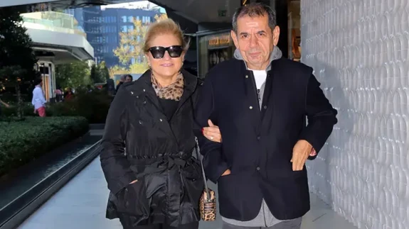 Dursun Özbek Kiminle Evli, Eşi Kimdir, Mesude Özbek Kaç Yaşında? Galatasaray Başkanı'nın Aile Hayatı