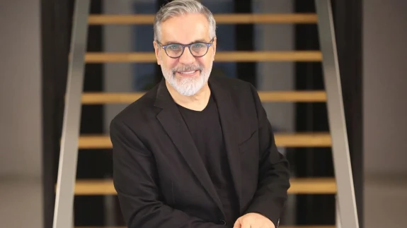 Hadi Özışık Kardeşi Kim? Mesleği, Aslen Nereli, Eşi, Kaç Yaşında, Kimdir?