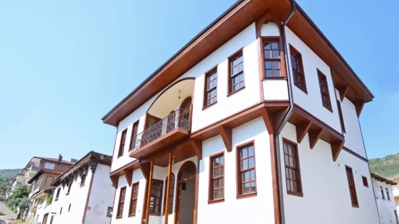 Her taşı tarih konuşuyor: Bilecik’in saklı mimari hazineleri