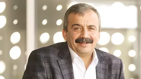 Sırrı Süreyya Önder Neden Öldü? Çoklu Organ Yetmezliği Sonu Oldu