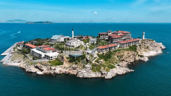 Demokrasi ve Özgürlükler Ada'sı Geçmişten Geleceğe Tarihi, Nerede?