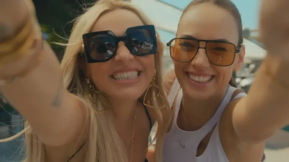 Seda Bakan'dan Hadise'ye Sessiz Gönderme Mi?