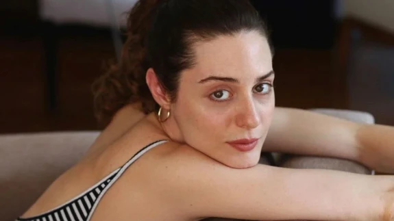 Seren Şirince Kimdir? Aslen Nereli Kaç Yaşında, Kiminle Evli? İşte Hayatı ve Kariyeri!