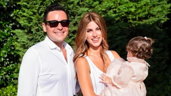 Nazlı Sabancı’dan imalı poz: Aile büyüyor mu?