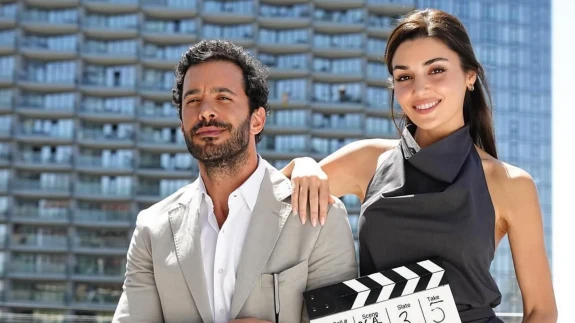 Hande Erçel’in yeni dizisi belli oldu: Gözyaşı Kraliçesi yolda