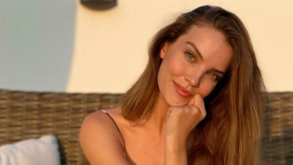 "Aşk mı, iş mi?" Yaren Güldiken Burak Deniz söylentilerine noktayı koydu!