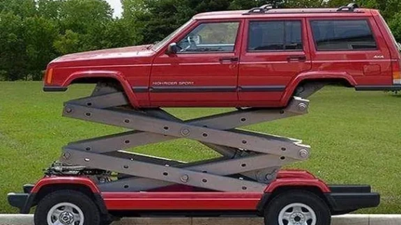 Ne Bu Şimdi? Görenleri Şaşkına Çeviren Absürt Otomobiller