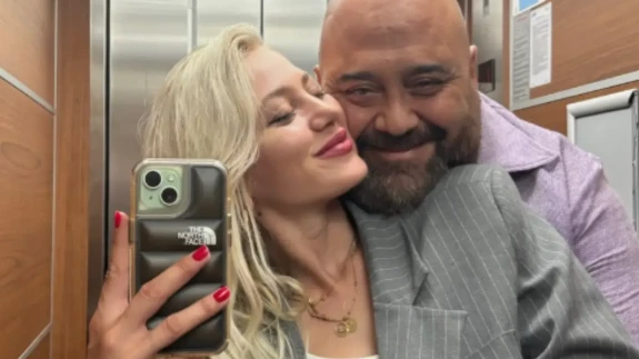 Somer Sivrioğlu aşkla serinledi! Tatilden samimiyet dolu paylaşım