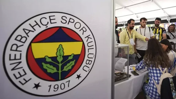 Ali Koç mu, Sadettin Saran mı? Fenerbahçe’de seçim bitti, sonuç bekleniyor