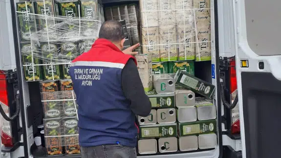 Zeytinyağı diye tehlike satıyorlardı! Aydın'da tonlarca ürüne el konuldu