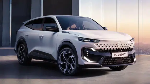 Bugüne kadarki en büyük ve en üst segment araç... Renault Filante sahnede!