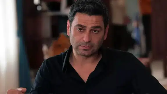 Ozan Akbaba'ya 'Uzak Şehir' rüzgarı yetmedi, başarıyı paraya çevirdi!