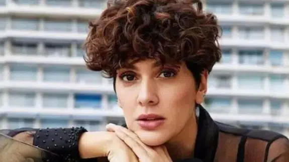Bergüzar Korel’den sitemli açıklama: 'Kadın oyuncuya sorulur, erkeğe sorulmaz!'