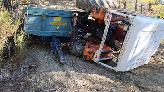 Kontrolden çıkan traktör ölümle burun buruna getirdi!