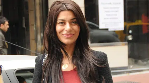 Ebru Şancı’nın İngiltere’de yaptırdığı botoks sosyal medyada gündem oldu