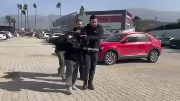 Sosyal medyada tanıştı, kabusu yaşadı! Tecavüz, bıçak ve gasp