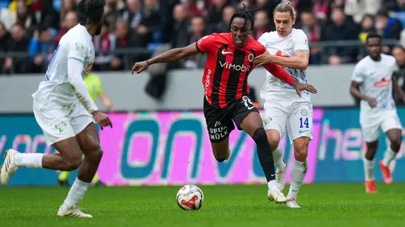 Beraberlik Bardağı Taşırdı! Süper Lig Yaptığı İlginç Anlaşma Herkesi Şaşırttı!